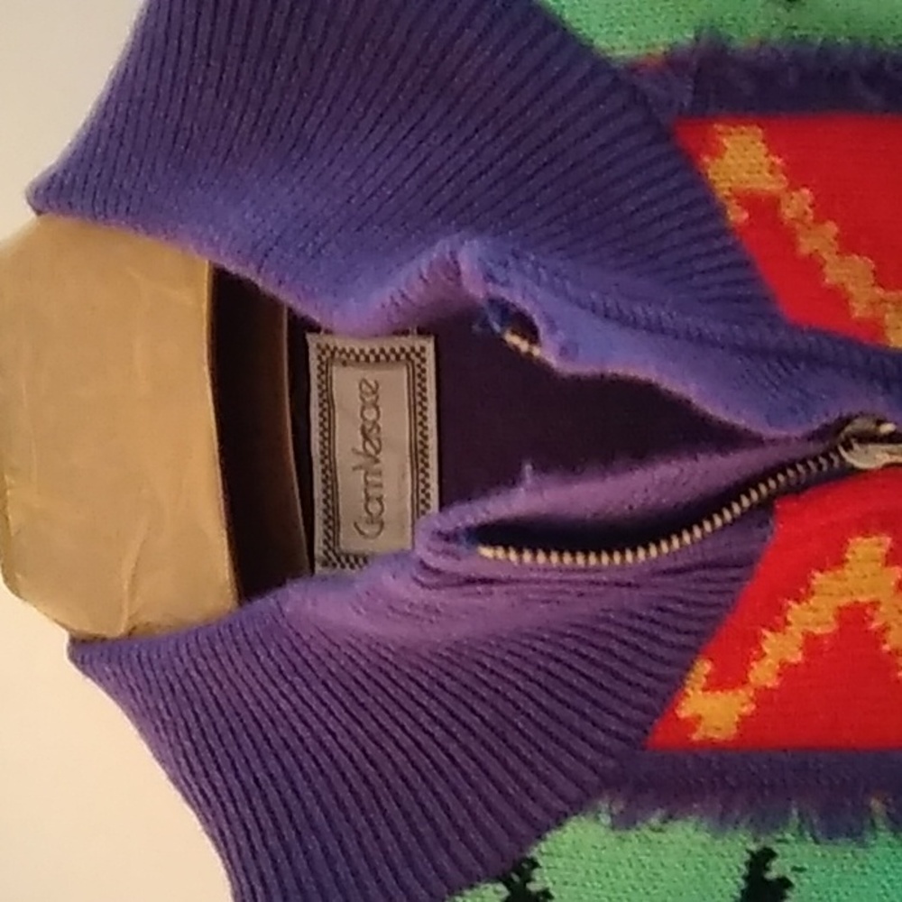 Versace Vintage  1980 very rare. Vintage multiple colors, zip up sweater